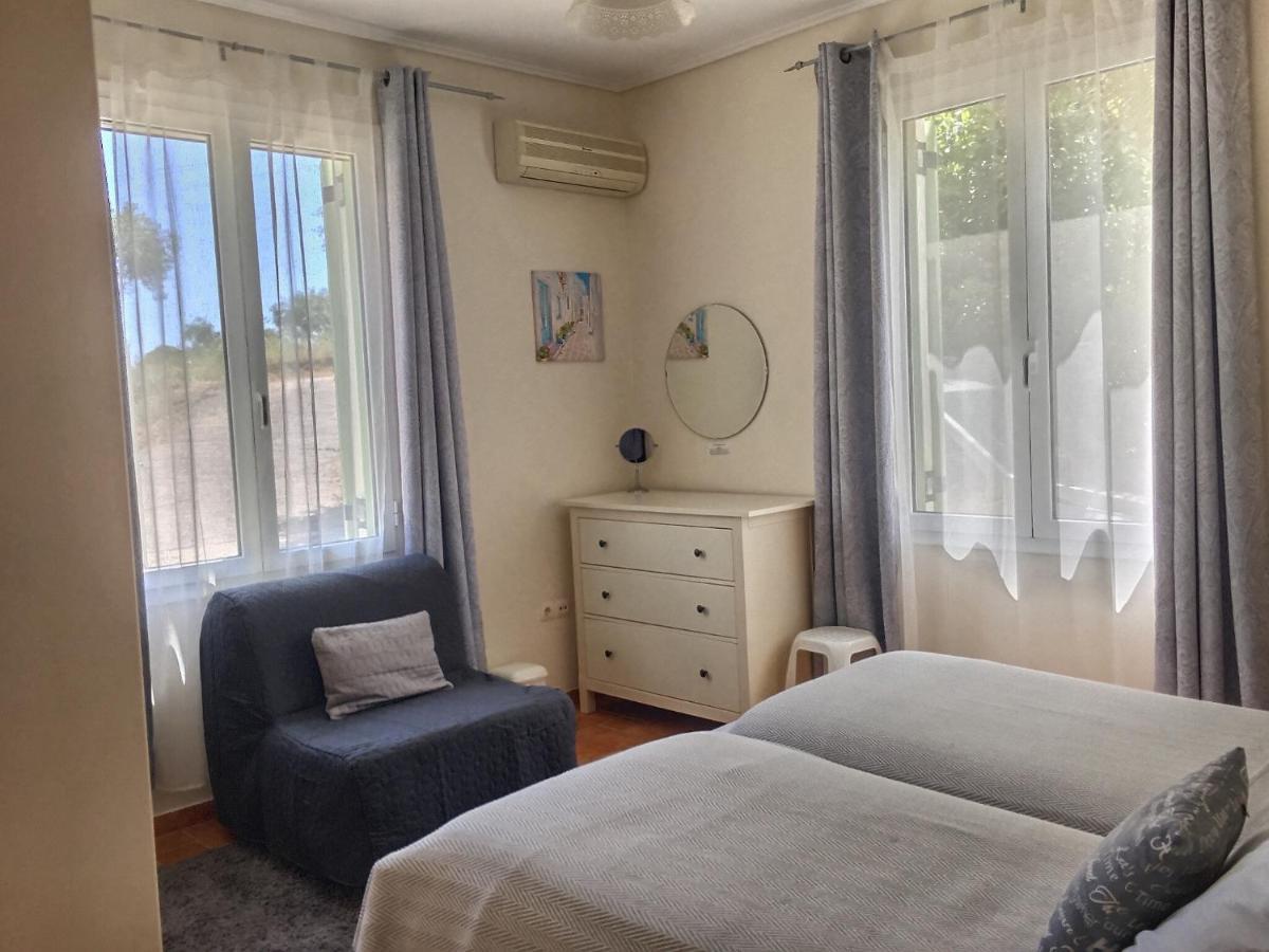 אכיליון Gastouri Villa Pascalia With Heated Pool In October And Views מראה חיצוני תמונה